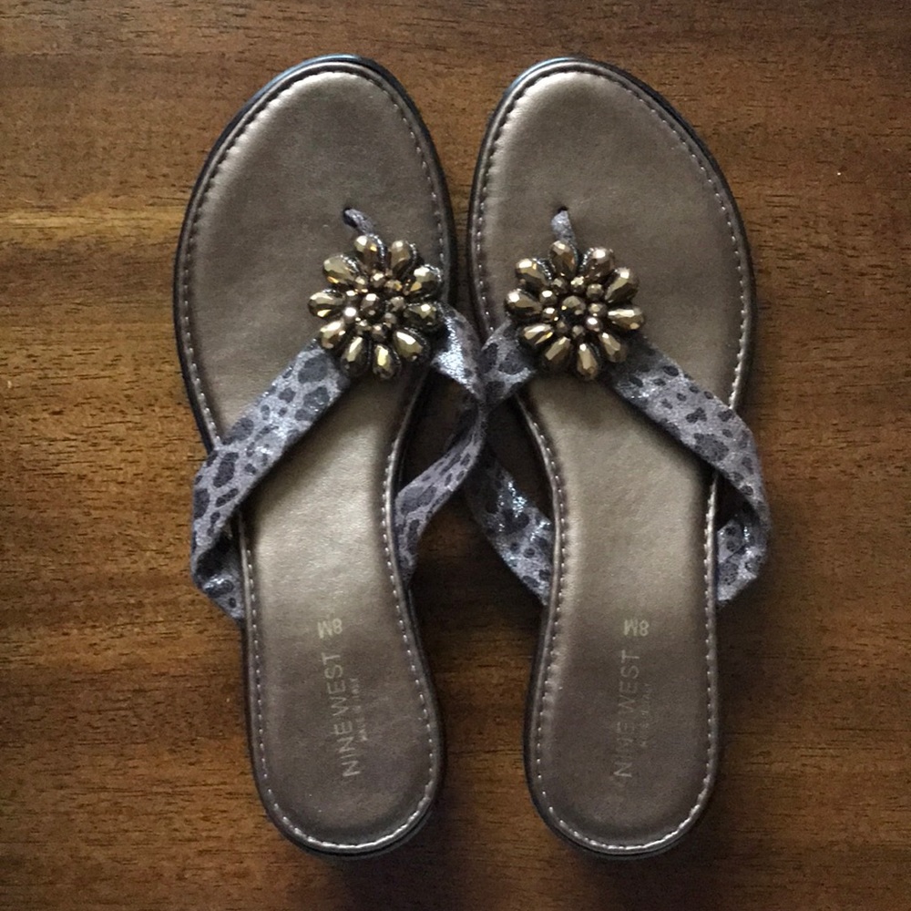8m 9west Sandals, maybe worn one, like new.